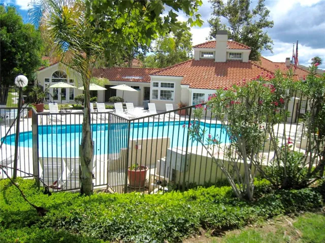 4240 Lost Hills Road 1405, Calabasas, California 91301