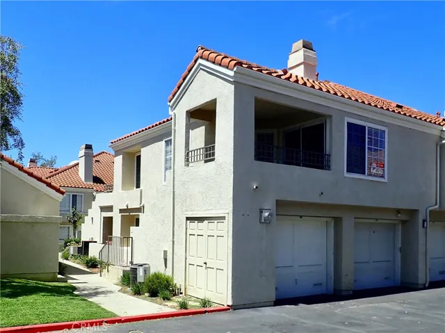 4240 Lost Hills Road 1405, Calabasas, California 91301