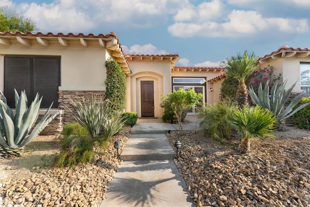 77363 Sky Mesa Lane, Indian Wells, California 92210 home-pic-2