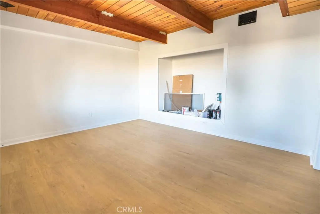 31954 Pine Cone Drive, Running Springs, California 92382 home-pic-2