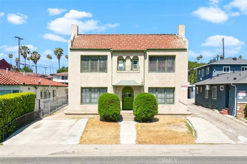 213 S Atlantic Boulevard, Alhambra, California 91801, ,Residential Income,For Sale,Atlantic,AR25146696