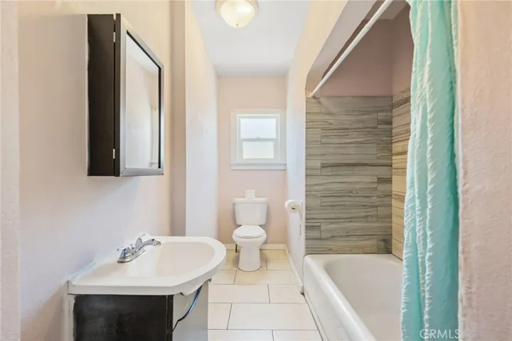 1st floor unit B