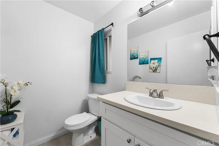 15060 Chatsworth Street E, San Fernando, California 91345