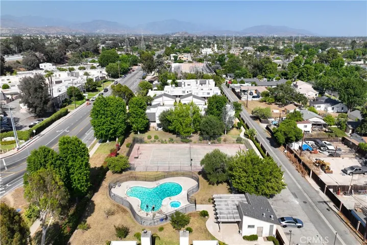 15060 Chatsworth Street E, San Fernando, California 91345