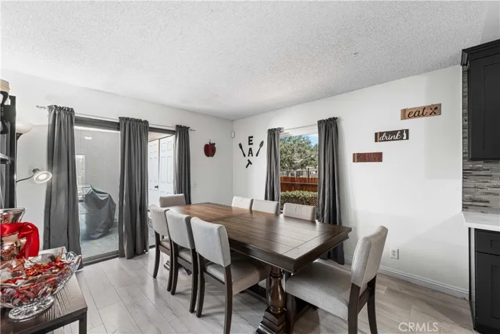 15060 Chatsworth Street E, San Fernando, California 91345