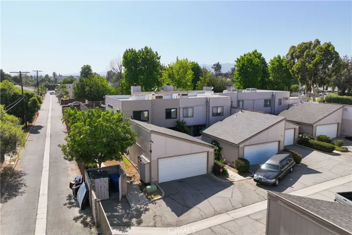 15060 Chatsworth Street E, San Fernando, California 91345