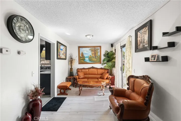 15060 Chatsworth Street E, San Fernando, California 91345