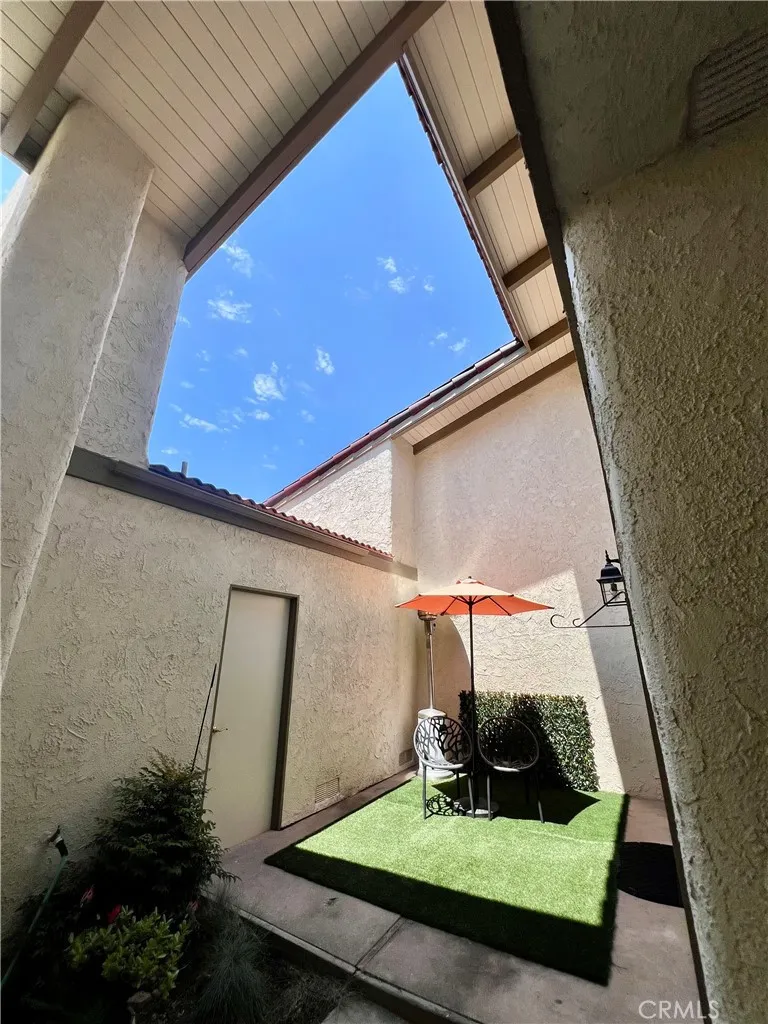 84 Cresta Verde Drive, Rolling Hills Estates, California 90274 home-pic-29