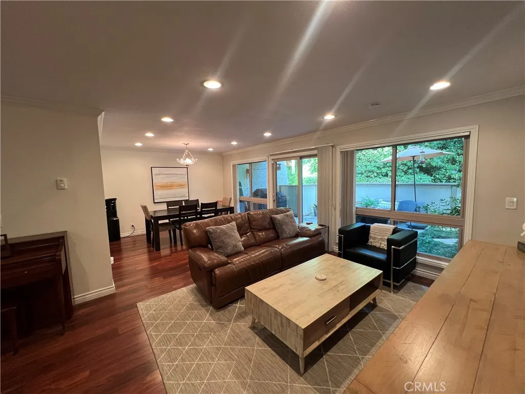 84 Cresta Verde Drive, Rolling Hills Estates, California 90274 home-pic-15