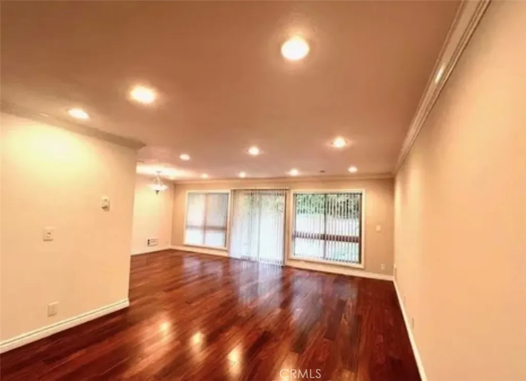 84 Cresta Verde Drive, Rolling Hills Estates, California 90274 home-pic-2