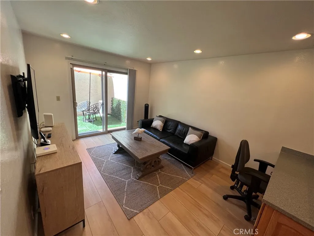 84 Cresta Verde Drive, Rolling Hills Estates, California 90274 home-pic-27