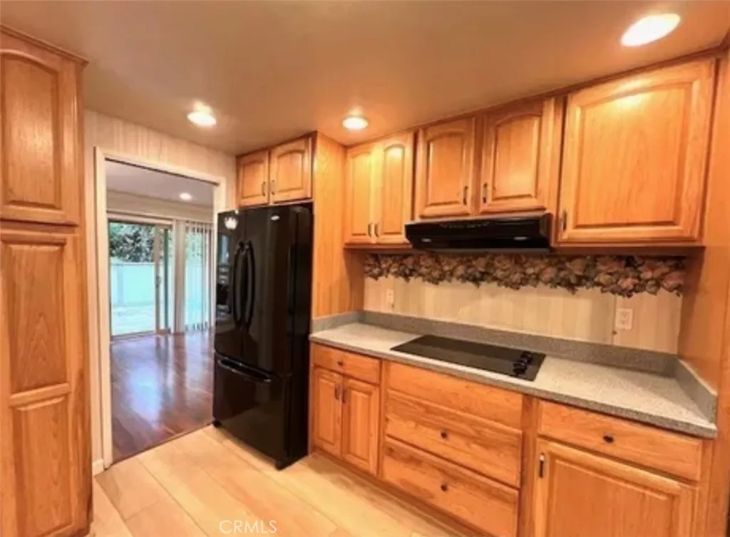 84 Cresta Verde Drive, Rolling Hills Estates, California 90274 home-pic-4