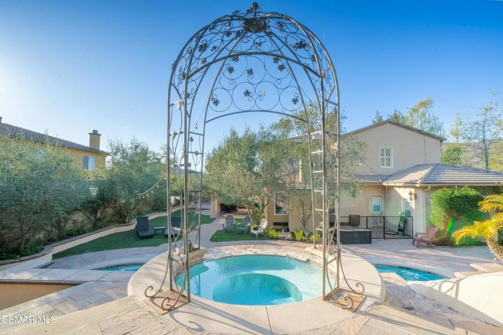 483 Via Merla, Newbury Park, California 91320 home-pic-34