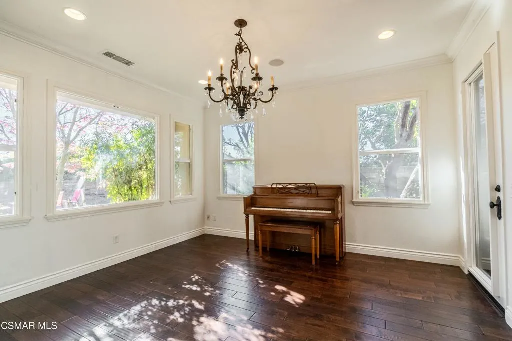 483 Via Merla, Newbury Park, California 91320 home-pic-13