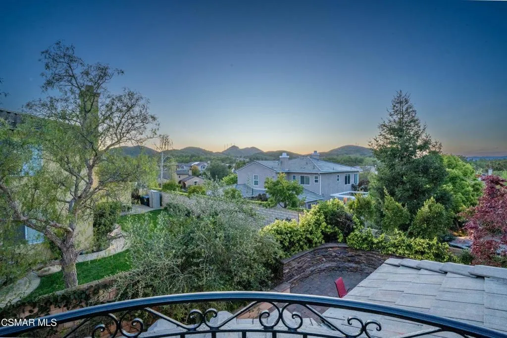 483 Via Merla, Newbury Park, California 91320 home-pic-47