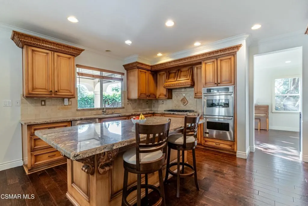 483 Via Merla, Newbury Park, California 91320 home-pic-9