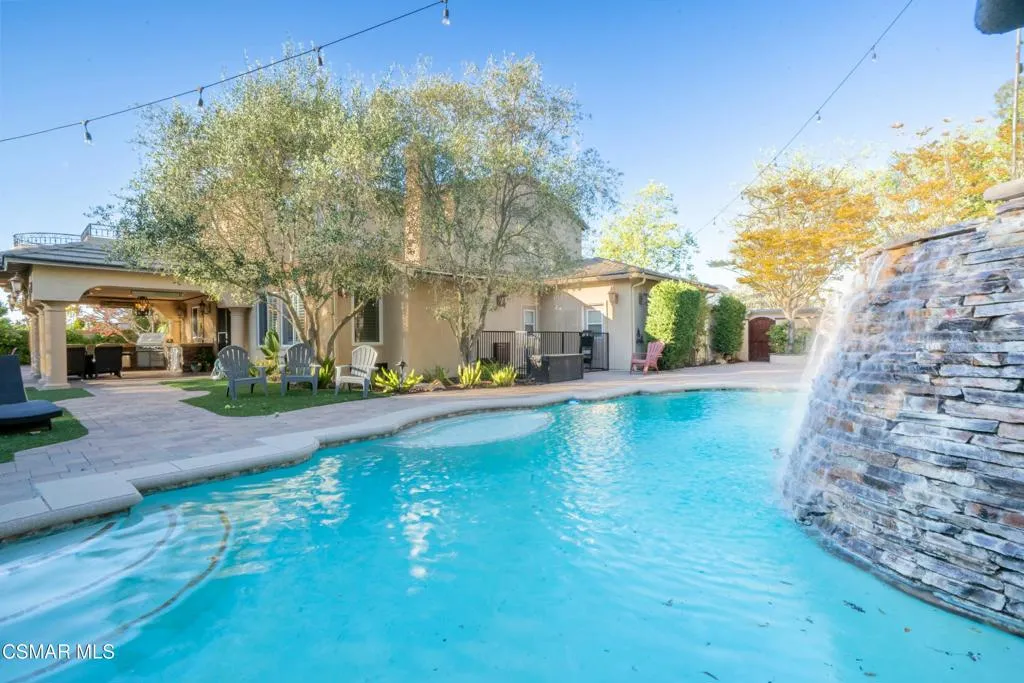 483 Via Merla, Newbury Park, California 91320 home-pic-32