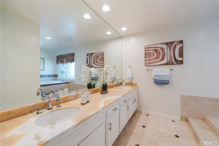 30243 Avenida Selecta, Rancho Palos Verdes, California 90275