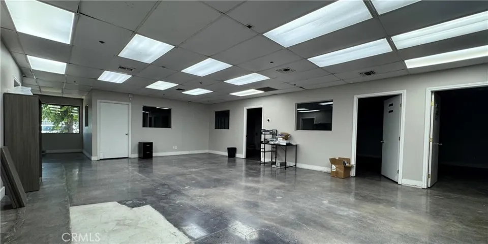 2840 N Naomi Street, Burbank, California 91504