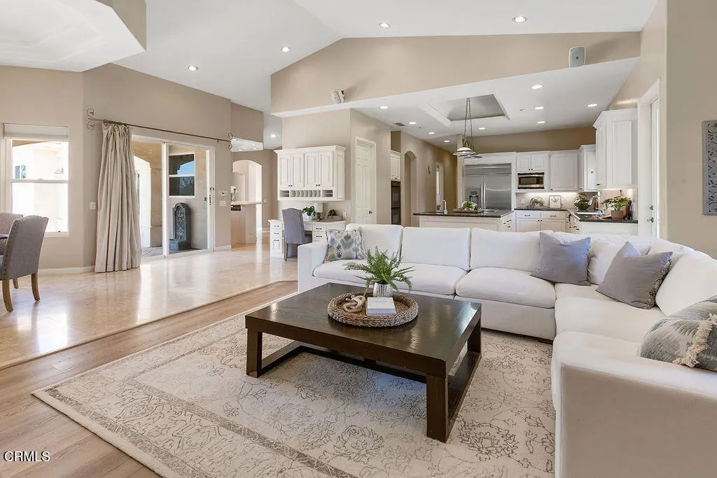 2625 Marvella Court, Camarillo, California 93012 home-pic-36
