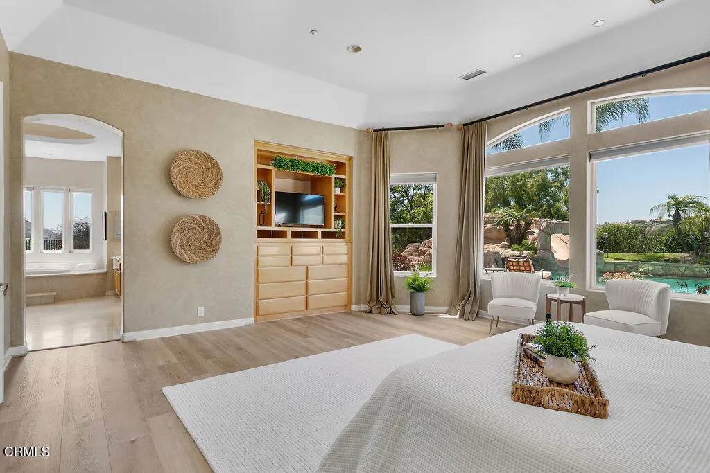 2625 Marvella Court, Camarillo, California 93012 home-pic-42