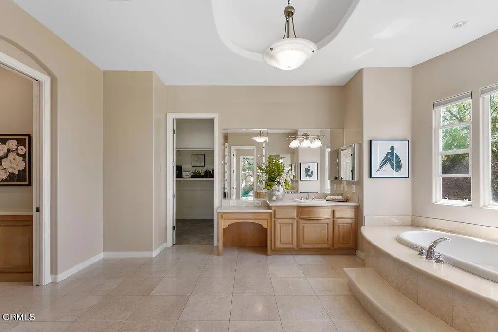2625 Marvella Court, Camarillo, California 93012 home-pic-47