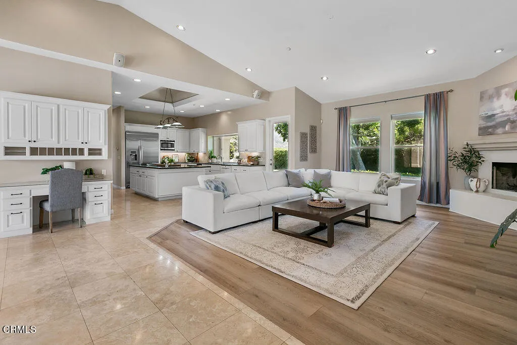2625 Marvella Court, Camarillo, California 93012 home-pic-32
