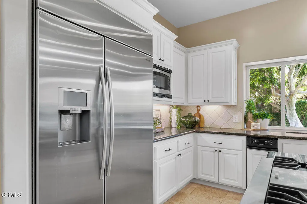 2625 Marvella Court, Camarillo, California 93012 home-pic-27