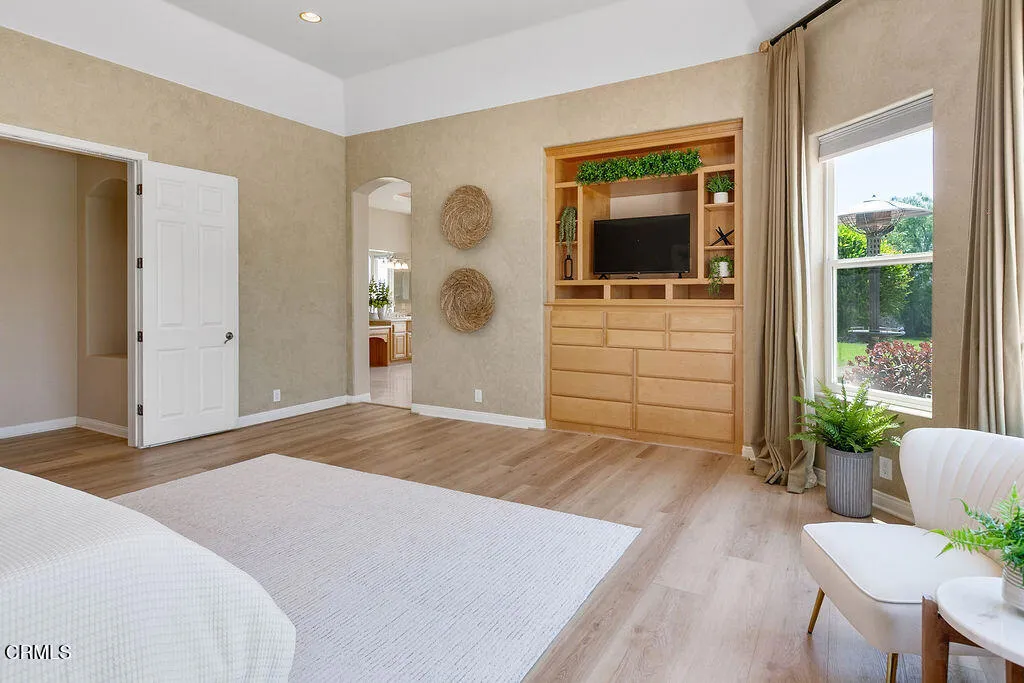 2625 Marvella Court, Camarillo, California 93012 home-pic-43