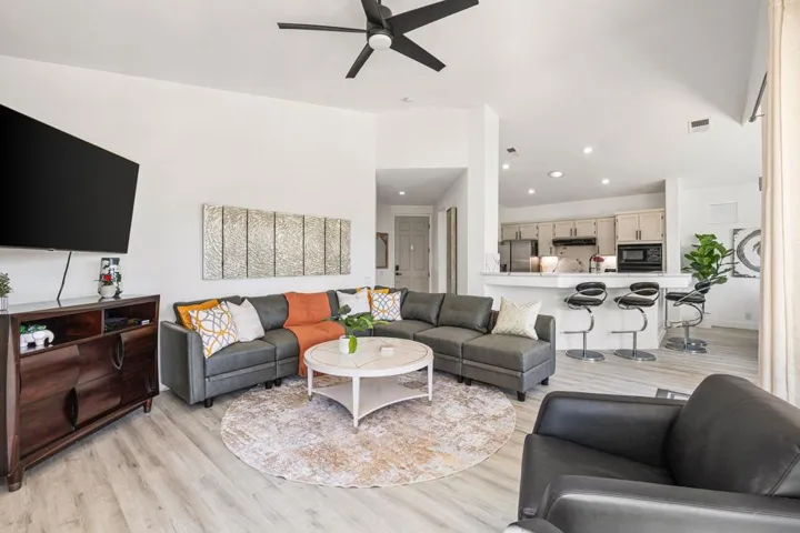 26-web-or-mls-8M4A1260