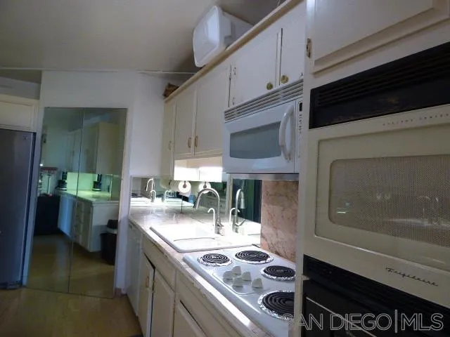 939 Coast Blvd 6a, La Jolla, California 92037 home-pic-11