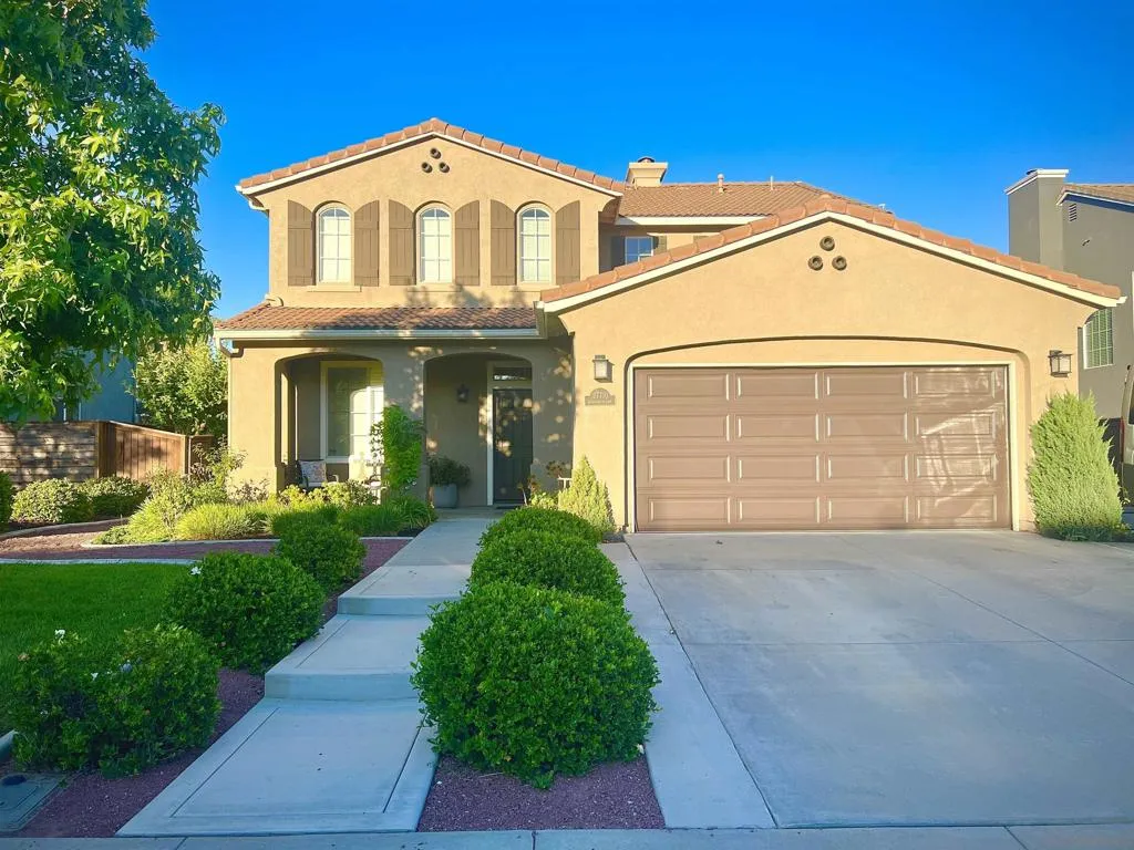 37710 Sprucewood Ln, Murrieta, California 92563, 4 Bedrooms Bedrooms, ,3 BathroomsBathrooms,Residential,For Sale,Sprucewood Ln,250032726SD