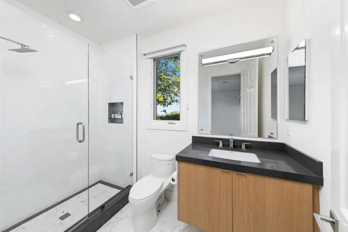 7987 Entrada De Luz West, San Diego, California 92127