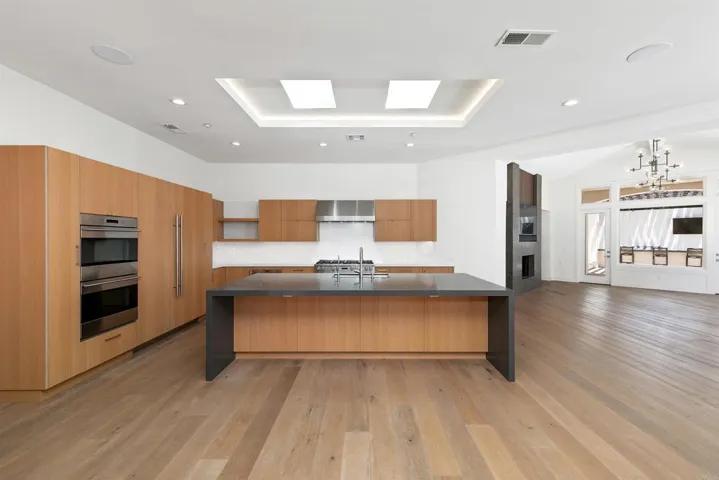 7987 Entrada De Luz West, San Diego, California 92127