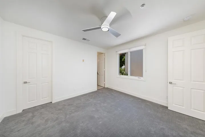 7987 Entrada De Luz West, San Diego, California 92127