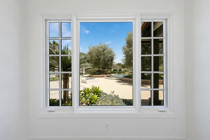 7987 Entrada De Luz West, San Diego, California 92127