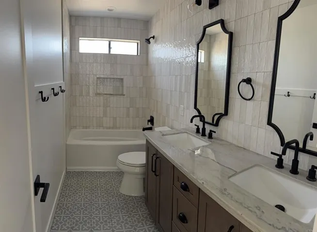 3802 Carnegie Drive, Oceanside, California 92056