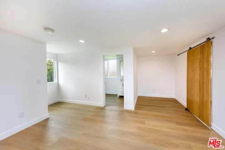 2141 Kerwood Avenue, Los Angeles, California 90025
