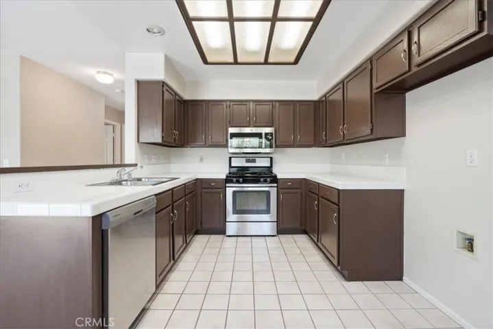 437 Debra Ann Drive, Fallbrook, California 92028