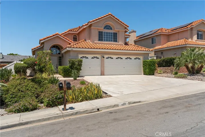 437 Debra Ann Drive, Fallbrook, California 92028