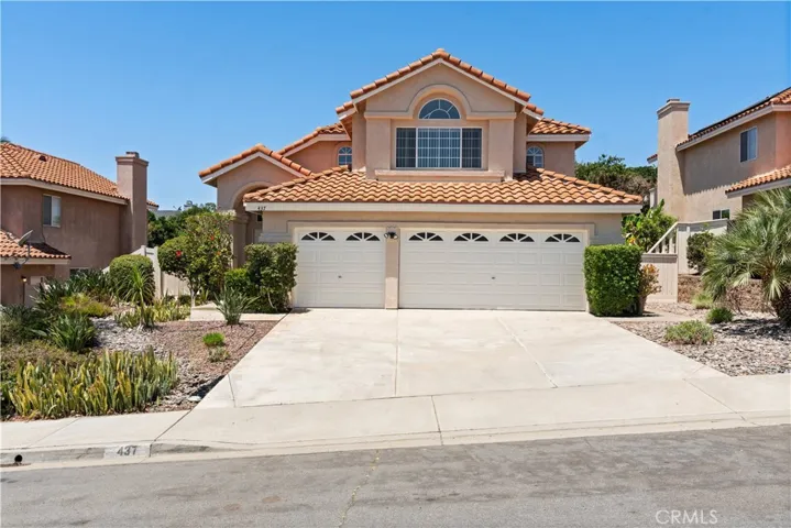 437 Debra Ann Drive, Fallbrook, California 92028