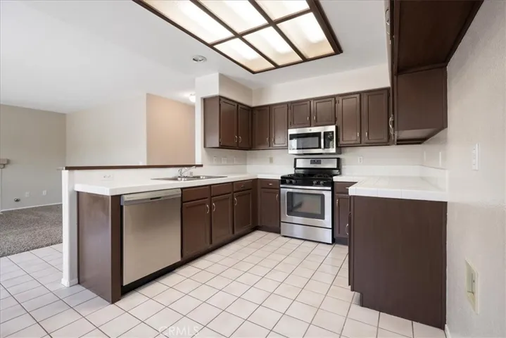 437 Debra Ann Drive, Fallbrook, California 92028
