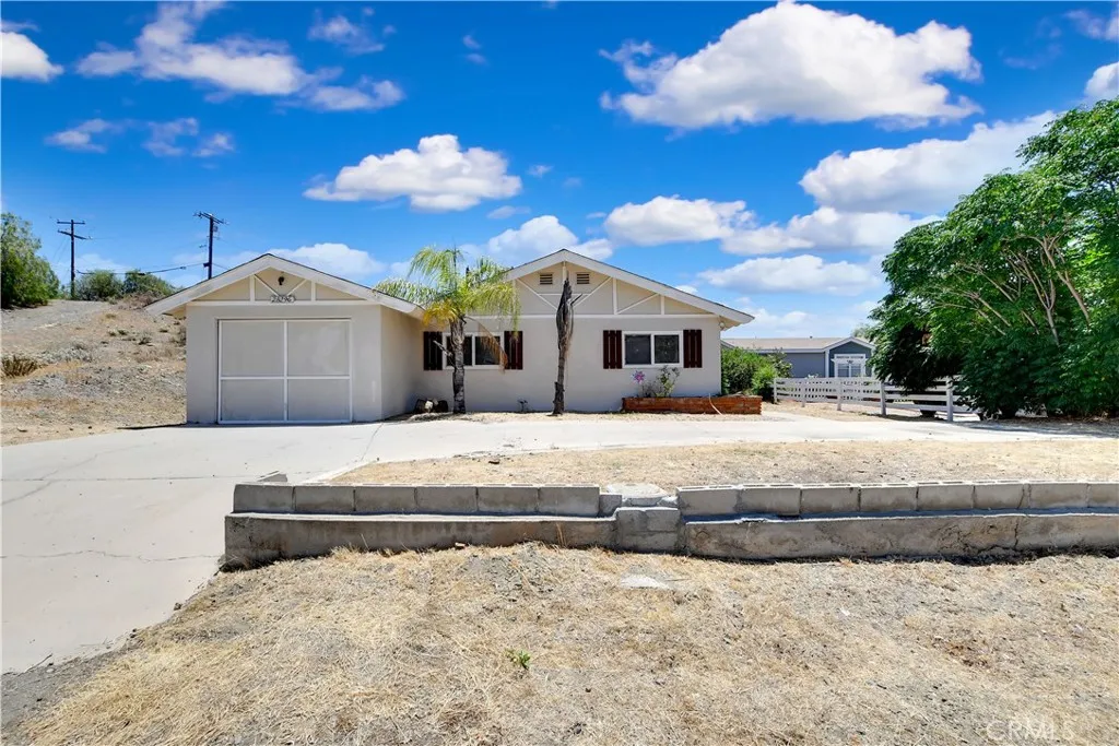 28296 Oregon Place, Menifee, California 92587 home-pic-0