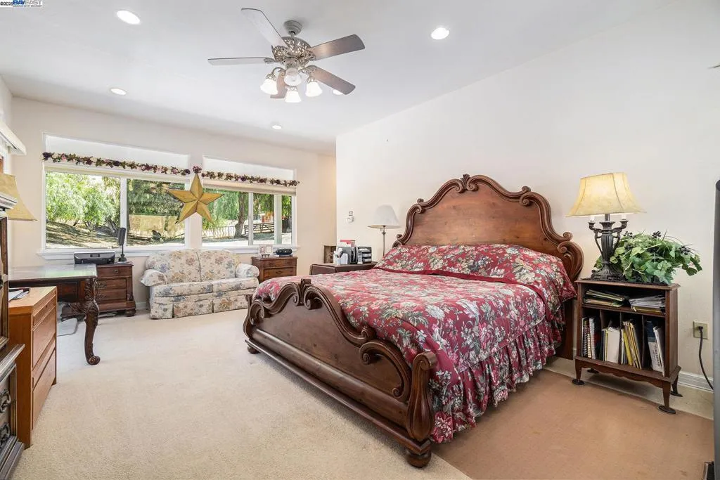 5799 Nortonville, Pittsburg, California 94565 home-pic-21