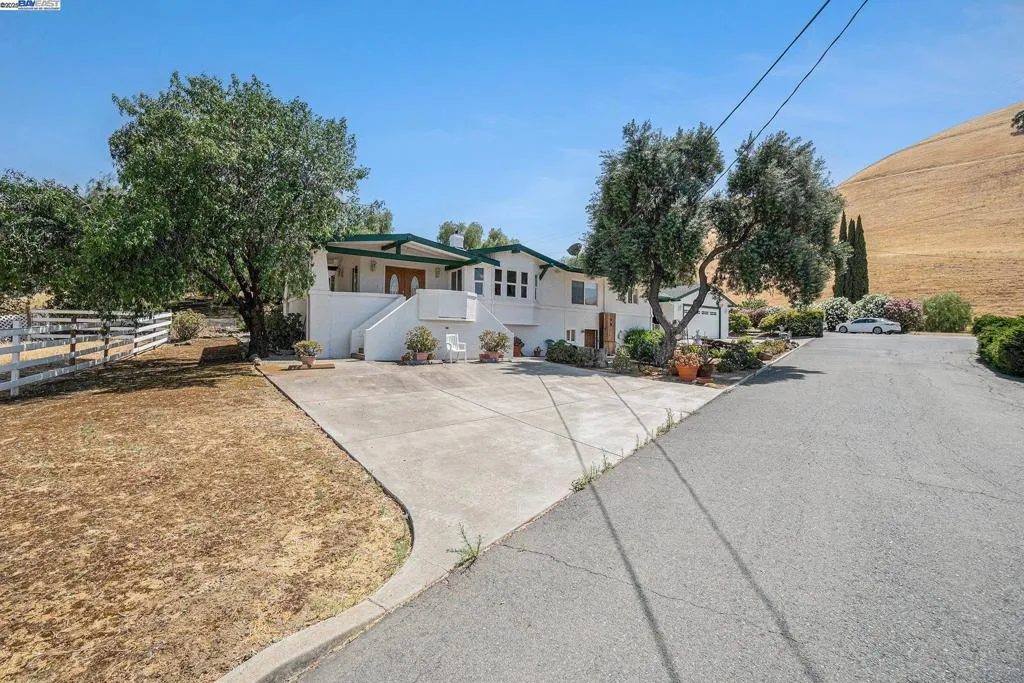 5799 Nortonville, Pittsburg, California 94565 home-pic-3