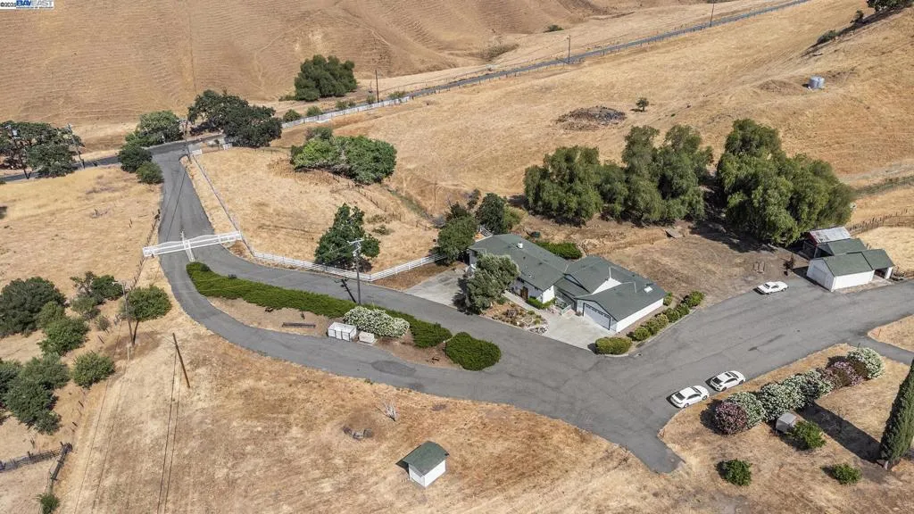 5799 Nortonville, Pittsburg, California 94565 home-pic-1