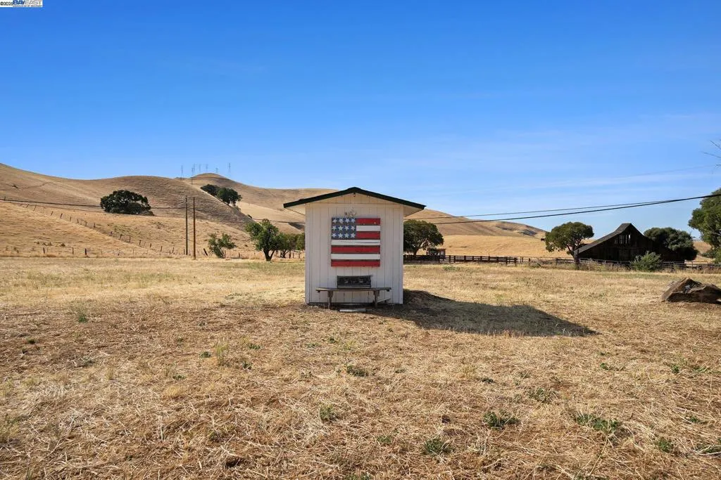 5799 Nortonville, Pittsburg, California 94565 home-pic-51