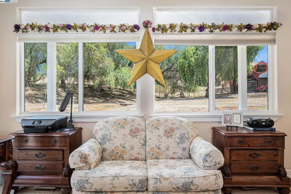 5799 Nortonville, Pittsburg, California 94565 home-pic-22