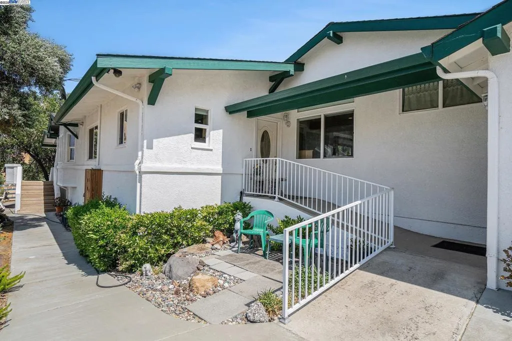 5799 Nortonville, Pittsburg, California 94565 home-pic-7