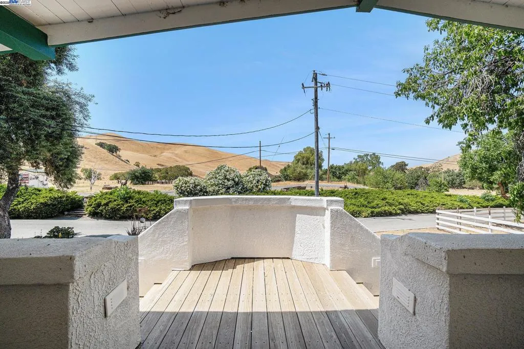 5799 Nortonville, Pittsburg, California 94565 home-pic-8